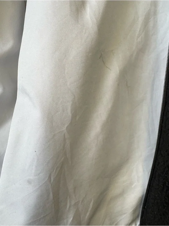 Nike Swoosh embroidered black Sherpa Teddy zip up Jacket - Picture 8 of 11